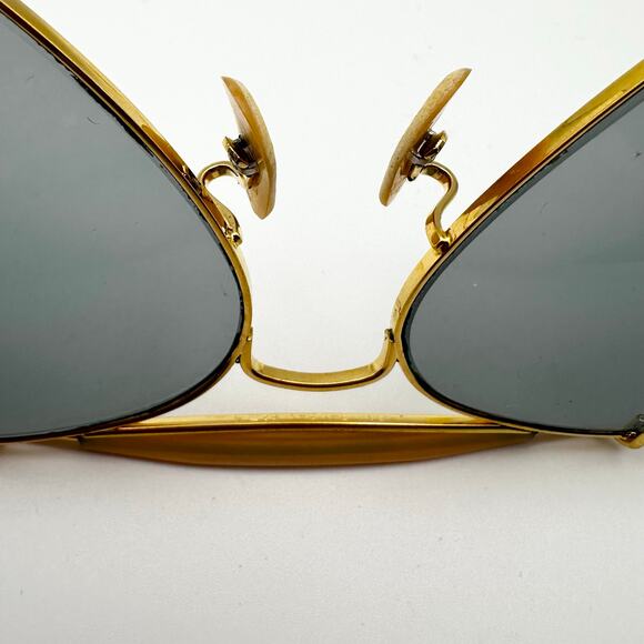 Vintage Ray Ban Bausch & Lomb 62mm Gold Frame Grey Lens Sunglasses Plus Case - Picture 13 of 13